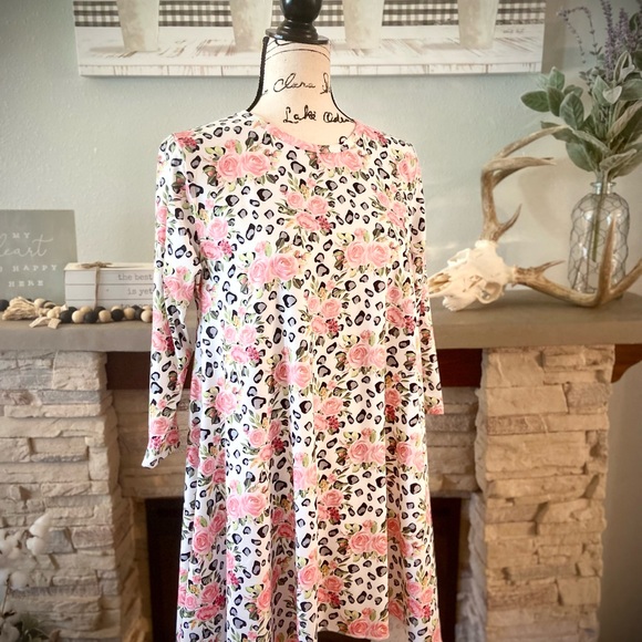 New Sharkbite tunic - Picture 2 of 3